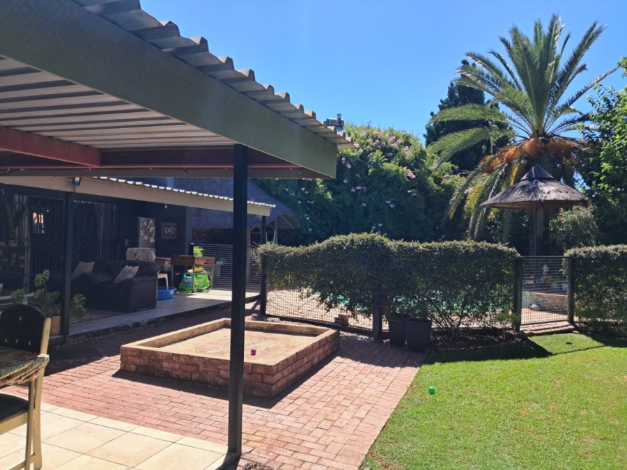 4 Bedroom Property for Sale in Hillcrest Northern Cape